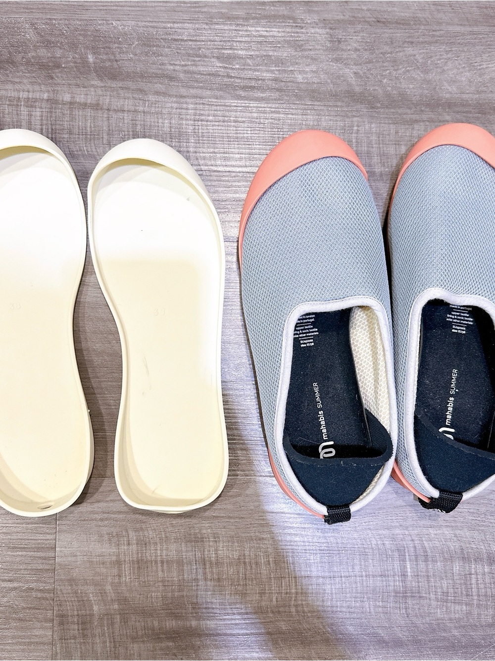 mahabis Slip-On Women’s Sneakers in Gray and Coral